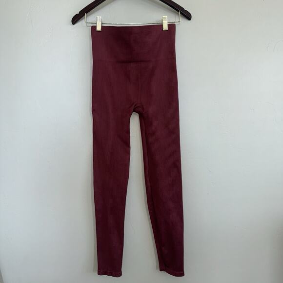 Spanx Look at Me Now Leggings Sz L Maroon Ribbed Red High Rise Waisted Burgundy - Picture 3 of 9